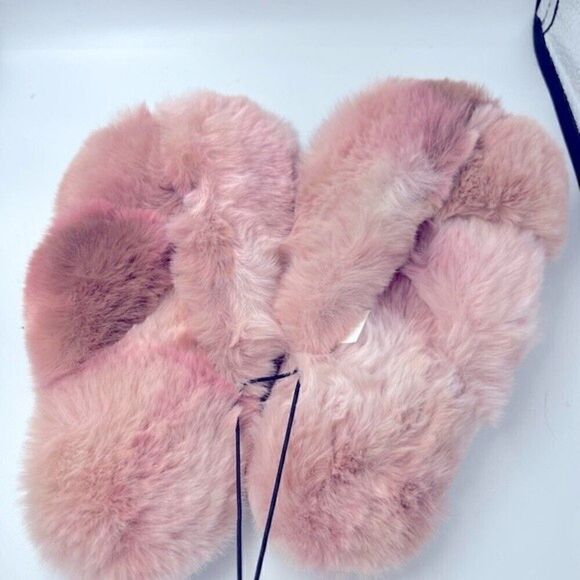 Women's Faux-Fur Solid Crossband Slippers - Multi Tiedye Small, New - Picture 3 of 3